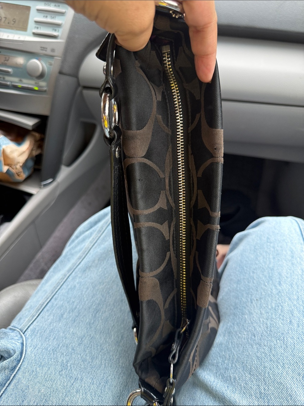 Coach Black and Brown Signature Hobo Shoulder Bag - Picture 4 of 7